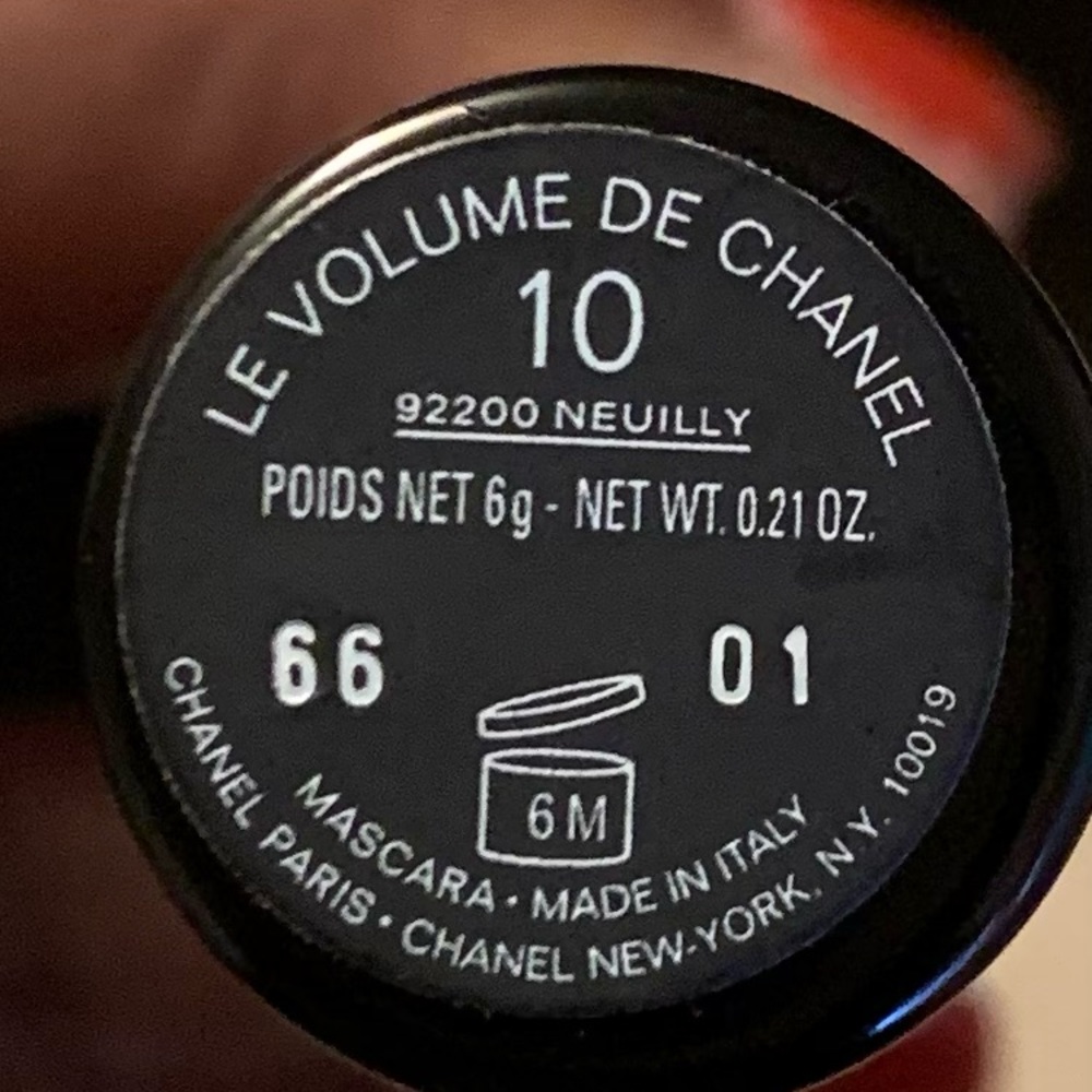 🚫SOLD🚫CHANEL Base and Volume Mascara Bundle🔥 - Picture 6 of 9